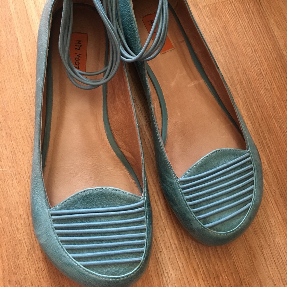 Miz Mooz Strappy flats